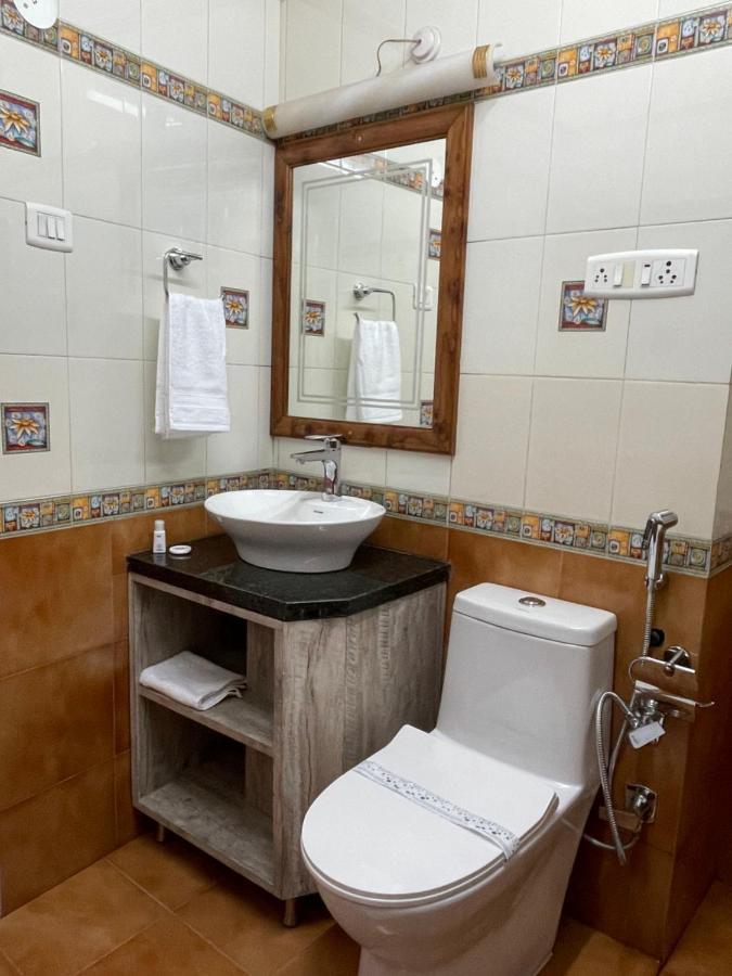 The Edgeworth Bed & Breakfast Shimla Exterior photo
